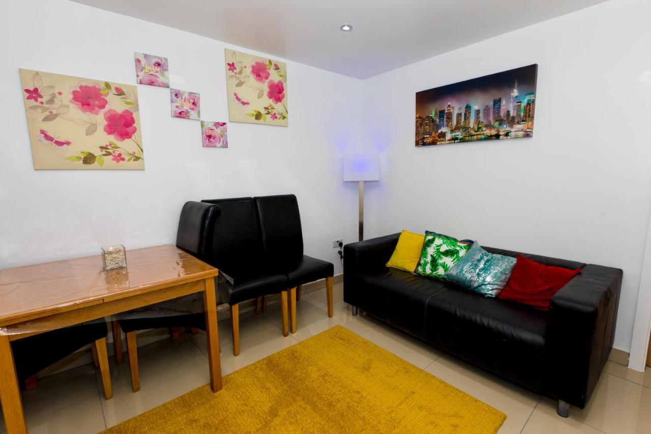 Comfortable Stay In Shirley, Solihull - Room-2 Buitenkant foto